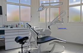 Chirurgien-Dentiste à Sanary-sur-mer (83110)